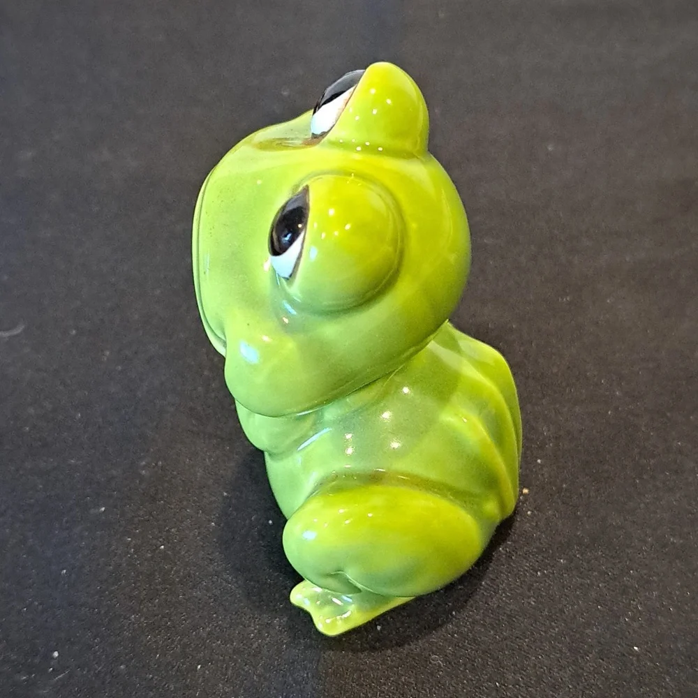 Vtg Anthropomorphic Ceramic Frog Figurine. Grn Glaze. 1970's Japan - Picture 4 of 5